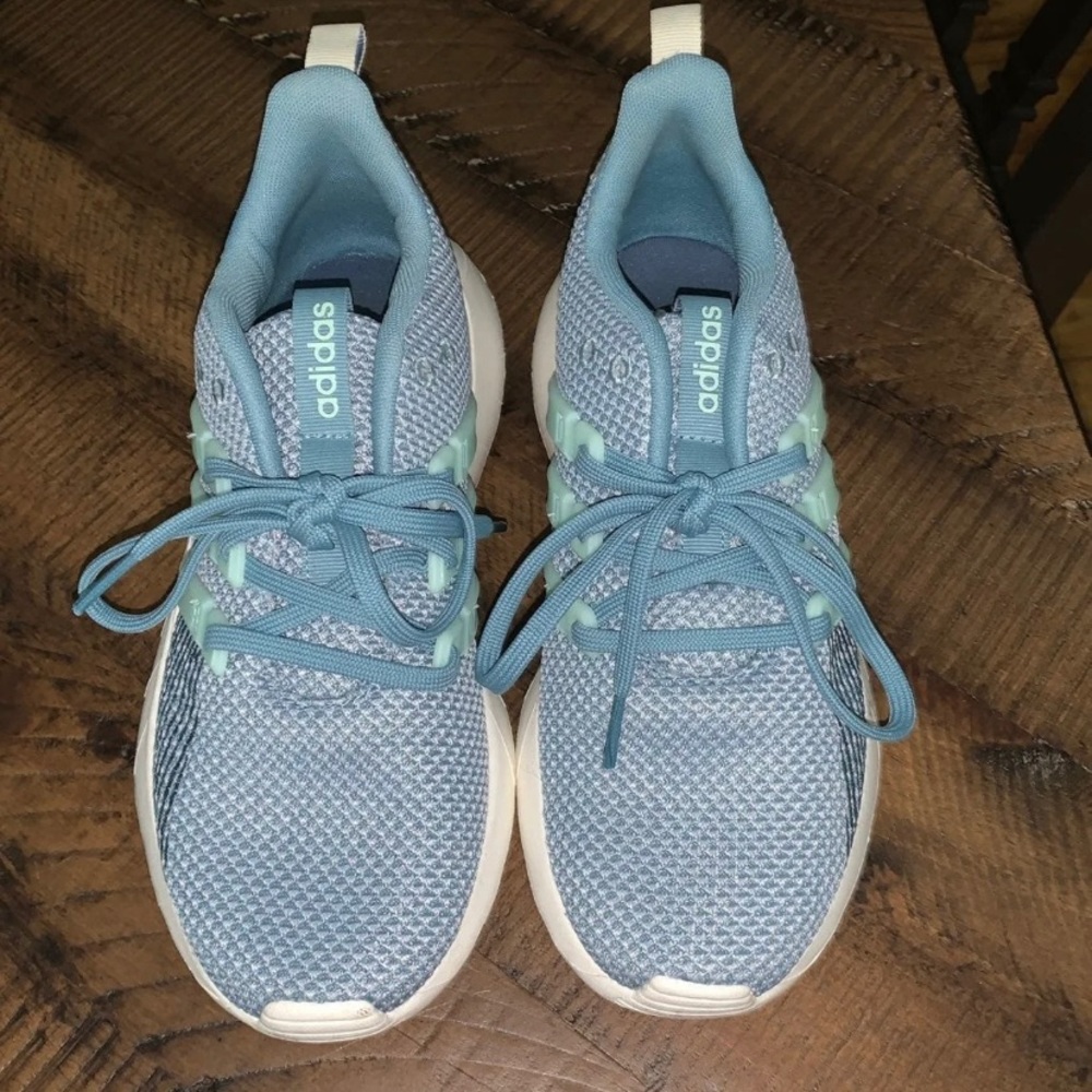 Adidas Tennis shoes